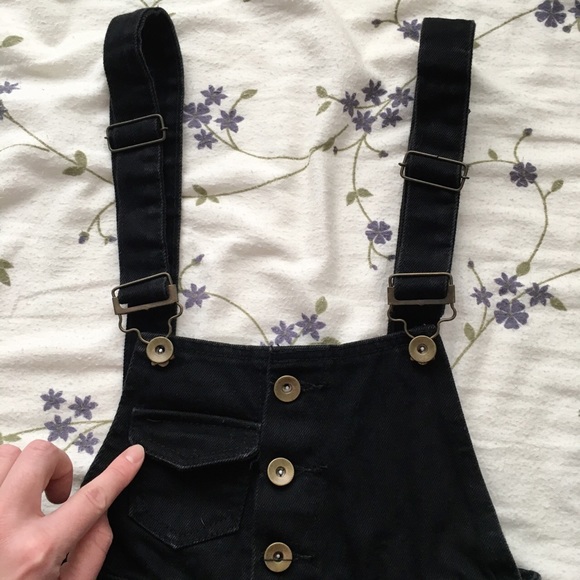 Overall shorts - Picture 3 of 4